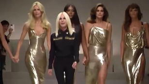 Michael Kors kauft Versace - inklusive Donatella Michael Kors kauft Versace - inklusive Donatella