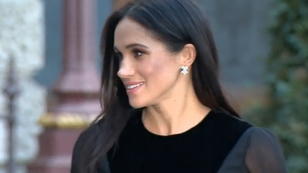 Herzogin Meghan: Pfeift schon wieder auf die Etikette! Herzogin Meghan: Pfeift schon wieder auf die Etikette!