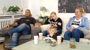 "Das ist doch kein guter Mittagsschlaf!" "Das ist doch kein guter Mittagsschlaf!"