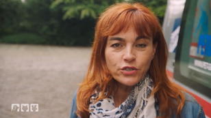 Diana Eichhorn verrät, wie man sich verhalten soll Diana Eichhorn verrät, wie man sich verhalten soll