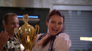 Mareike gewinnt die Dinner-Meisterschaft Mareike gewinnt die Dinner-Meisterschaft