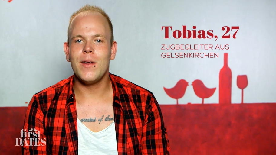 Tobias muss bei seinem Date zweimal hinschauen Tobias muss bei seinem Date zweimal hinschauen