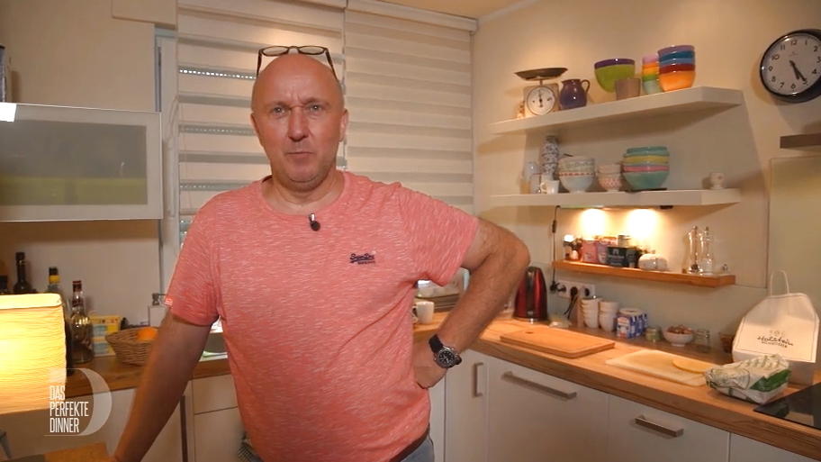 Klaus wurde von seiner Familie angemeldet Klaus wurde von seiner Familie angemeldet