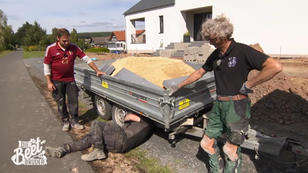 Claus hat großzügig geladen Claus hat großzügig geladen
