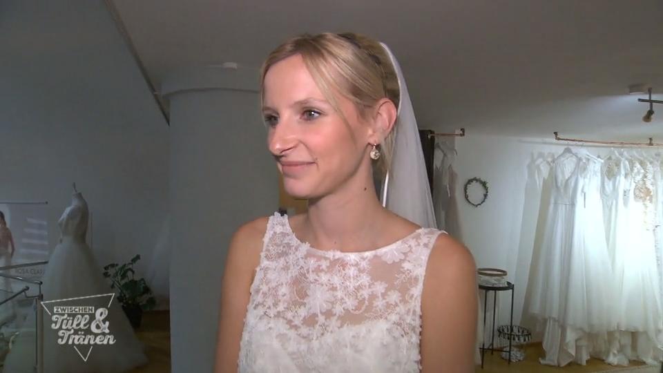 Braut Katharina probiert sich weiter durch Braut Katharina probiert sich weiter durch