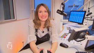 Mona ist am liebsten "on air" Mona ist am liebsten "on air"