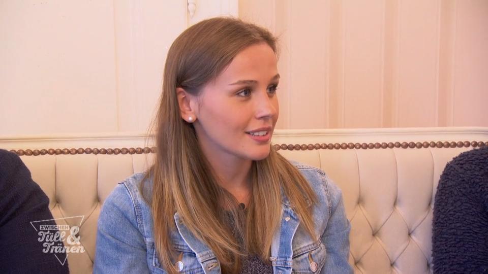 Nele ist beim Shoppen schnell frustriert Nele ist beim Shoppen schnell frustriert