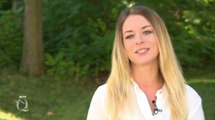 Julia gibt alles, um ihre Ziele zu erreichen Julia gibt alles, um ihre Ziele zu erreichen
