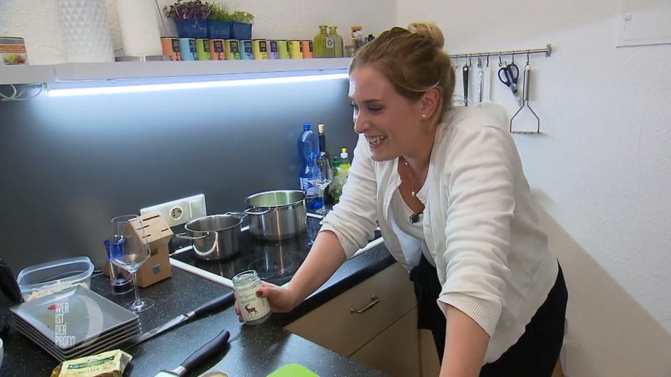 In Lindas Küche verschwinden die Zutaten In Lindas Küche verschwinden die Zutaten