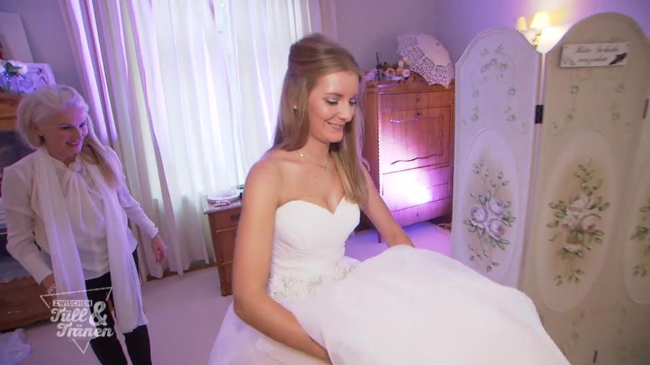 Melanie will unbedingt als Prinzessin heiraten Melanie will unbedingt als Prinzessin heiraten