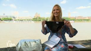 Angela Finger-Erben packt ihre Fashion Bag aus Angela Finger-Erben packt ihre Fashion Bag aus