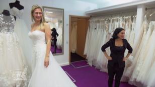 Es gibt ein kleines Problem mit dem Wunschkleid Es gibt ein kleines Problem mit dem Wunschkleid