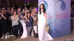 Eine "griechische Göttin" auf dem Catwalk Eine "griechische Göttin" auf dem Catwalk