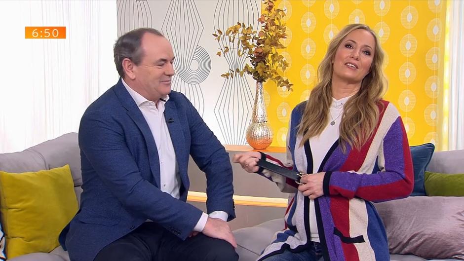 Angela Finger-Erben enthüllt ihren Babybauch Angela Finger-Erben enthüllt ihren Babybauch