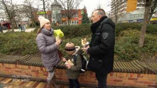 Essen gibt es hauptsächlich vom Imbissstand! Essen gibt es hauptsächlich vom Imbissstand!