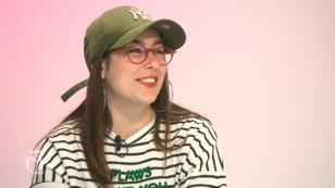 Marias Karo-Look kommt super an bei der Konkurrenz Marias Karo-Look kommt super an bei der Konkurrenz