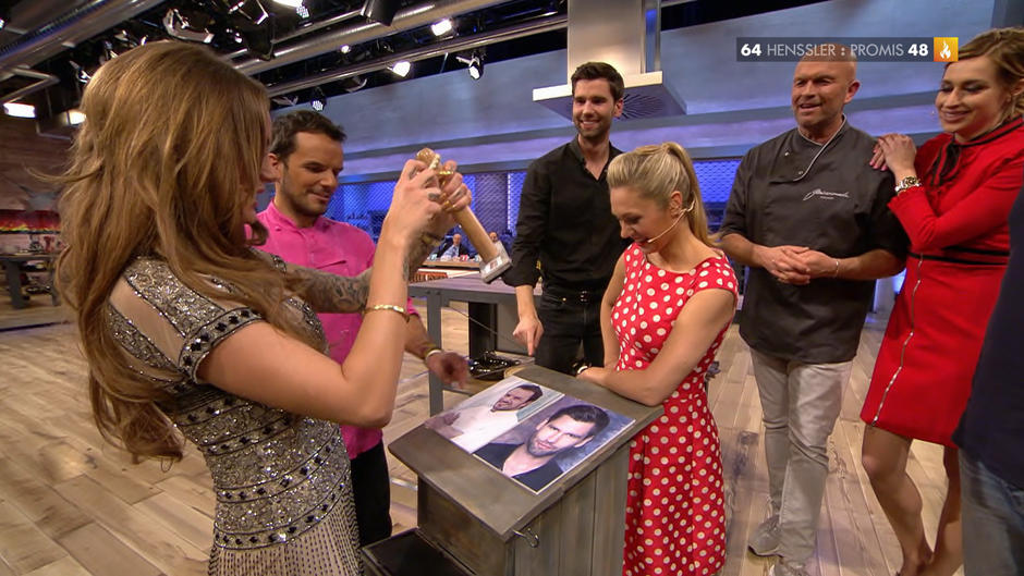 Gina-Lisa Lohfink besiegt "Honey" im Dessert Gina-Lisa Lohfink besiegt "Honey" im Dessert