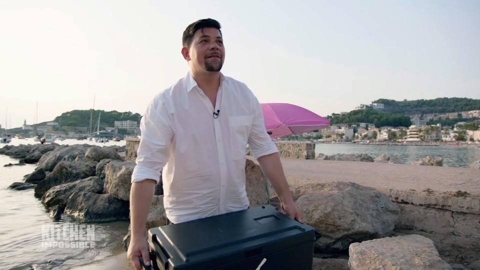 Eine zweite mysteriöse Box am Strand Eine zweite mysteriöse Box am Strand