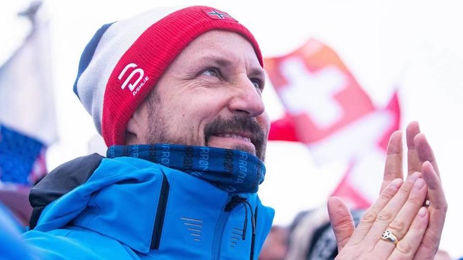 Prinz Haakon muss operiert werden Prinz Haakon muss operiert werden