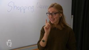Sarah verfolgt eine Mission bei "Shopping Queen" Sarah verfolgt eine Mission bei "Shopping Queen"