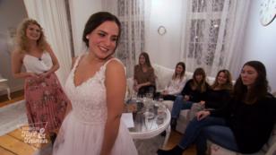 Melissa ist überfordert mit der Situation Melissa ist überfordert mit der Situation