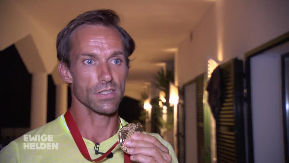 Sven Hannawald holt sich den Wochensieg Sven Hannawald holt sich den Wochensieg