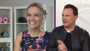 Haben Nina und Guido etwa denselben Job? Haben Nina und Guido etwa denselben Job?