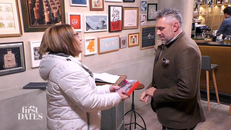 Susanne hat sogar Schokolade mitgebracht Susanne hat sogar Schokolade mitgebracht