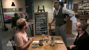 Lars und Julian sind beide Hundeliebhaber Lars und Julian sind beide Hundeliebhaber
