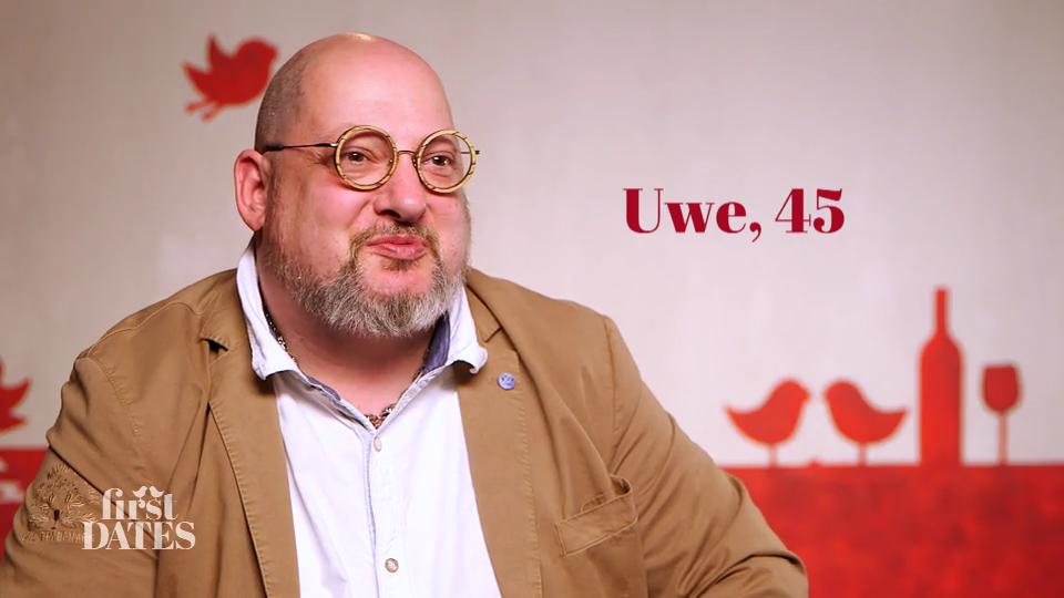 Uwe ist Uhren- und Brillenfetischist Uwe ist Uhren- und Brillenfetischist