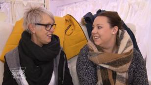Braut Sarah und ihre Mama sind wieder vereint Braut Sarah und ihre Mama sind wieder vereint