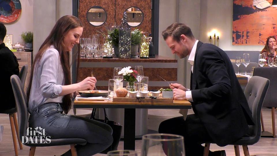 Ist Robin Manns genug für Julias Vorlieben? Ist Robin Manns genug für Julias Vorlieben?