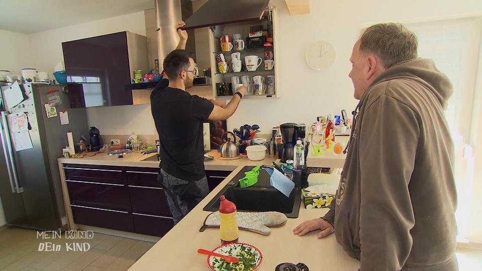 Bastian - der Kontrollfreak und Perfektionist Bastian - der Kontrollfreak und Perfektionist
