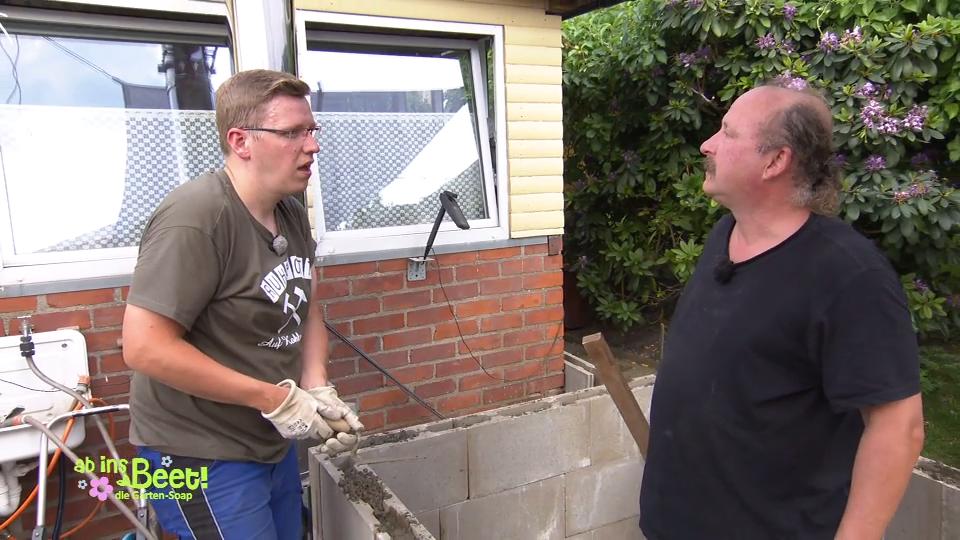 Nach der Bodenplatte kommt die Wand Nach der Bodenplatte kommt die Wand
