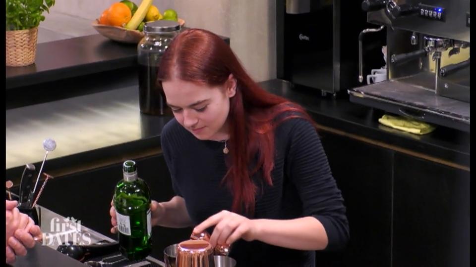 Für Jenna trinkt Nick auch Alkohol Für Jenna trinkt Nick auch Alkohol