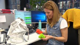 Miriam Lange packt ihre Fashion Bag aus Miriam Lange packt ihre Fashion Bag aus