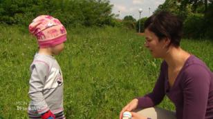Tochter soll im Einklang mit der Natur aufwachsen Tochter soll im Einklang mit der Natur aufwachsen