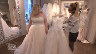 Kathi hatte sich ein rosa Brautkleid gewünscht Kathi hatte sich ein rosa Brautkleid gewünscht