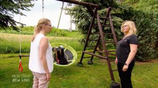 Tochter Joy darf nicht alleine im Garten spielen Tochter Joy darf nicht alleine im Garten spielen