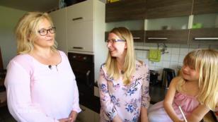 Leonie darf nur bedingt in der Küche helfen Leonie darf nur bedingt in der Küche helfen