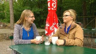 Janin und Frances nehmen die Ratschläge an Janin und Frances nehmen die Ratschläge an