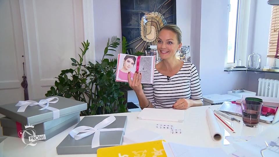 Eva Brenner ist geschockt von ihrer Fashion Bag Eva Brenner ist geschockt von ihrer Fashion Bag