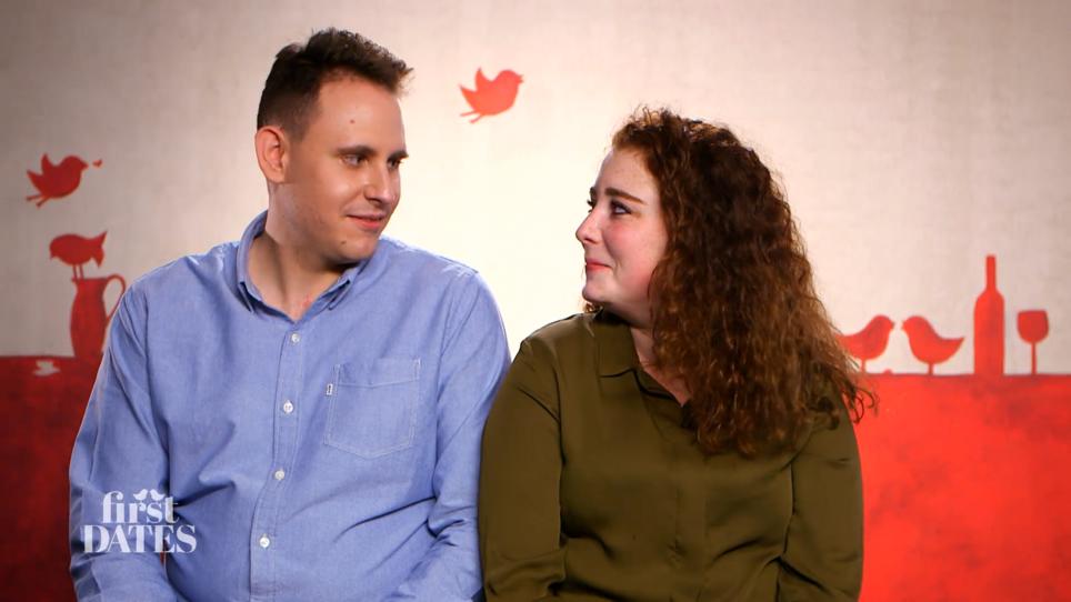 Luca und Toska kuscheln schon beim ersten Date Luca und Toska kuscheln schon beim ersten Date