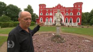 Gerhard "Gerd" ist Schlossbesitzer Gerhard "Gerd" ist Schlossbesitzer