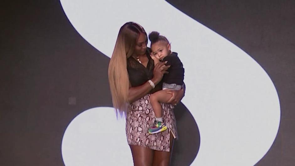 Tennisstar Serena Williams mit Töchterchen Tennisstar Serena Williams mit Töchterchen