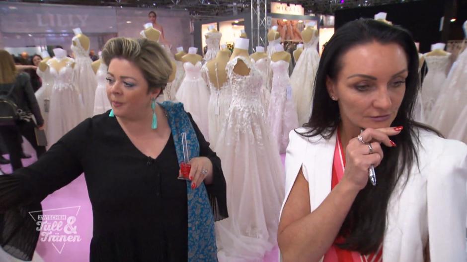 Die Brautkleidexpertinnen sind auf Shoppingtour Die Brautkleidexpertinnen sind auf Shoppingtour