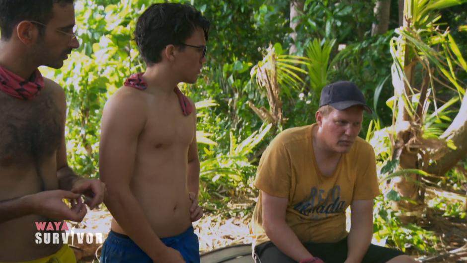 Jonah macht gegen Mel und Juliane mobil Jonah macht gegen Mel und Juliane mobil