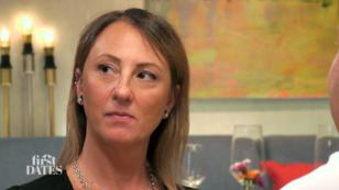 Andreea mag keine Fragen beantworten Andreea mag keine Fragen beantworten