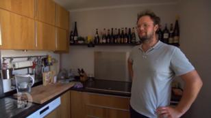 Winzer David kennt sich mit guten Tropfen aus Winzer David kennt sich mit guten Tropfen aus