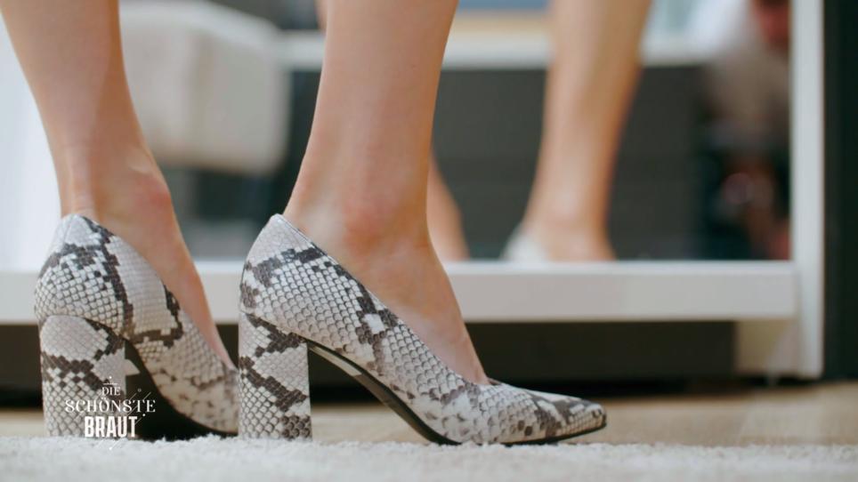 Ist dieser Schuh ein Brautschuh? Ist dieser Schuh ein Brautschuh?